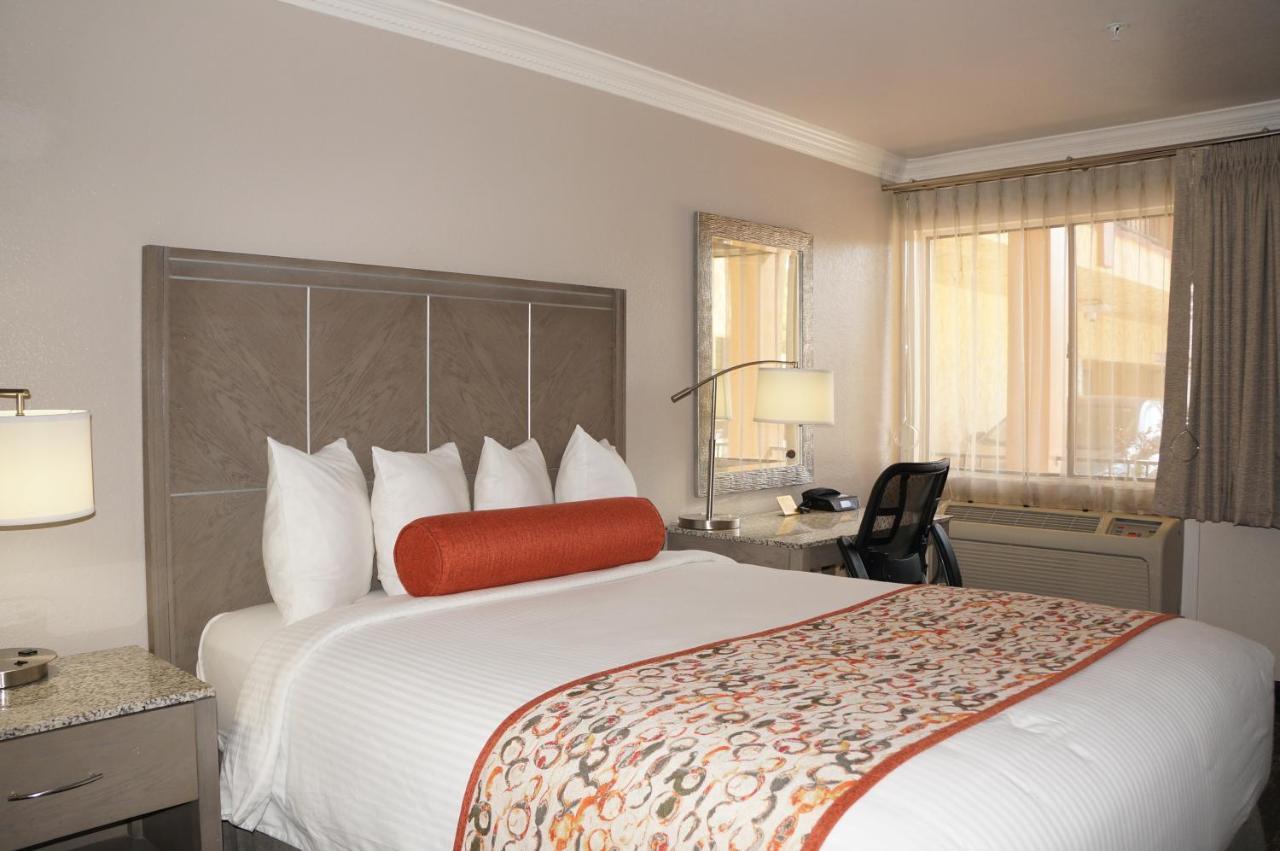 Aria 2* Mountain View