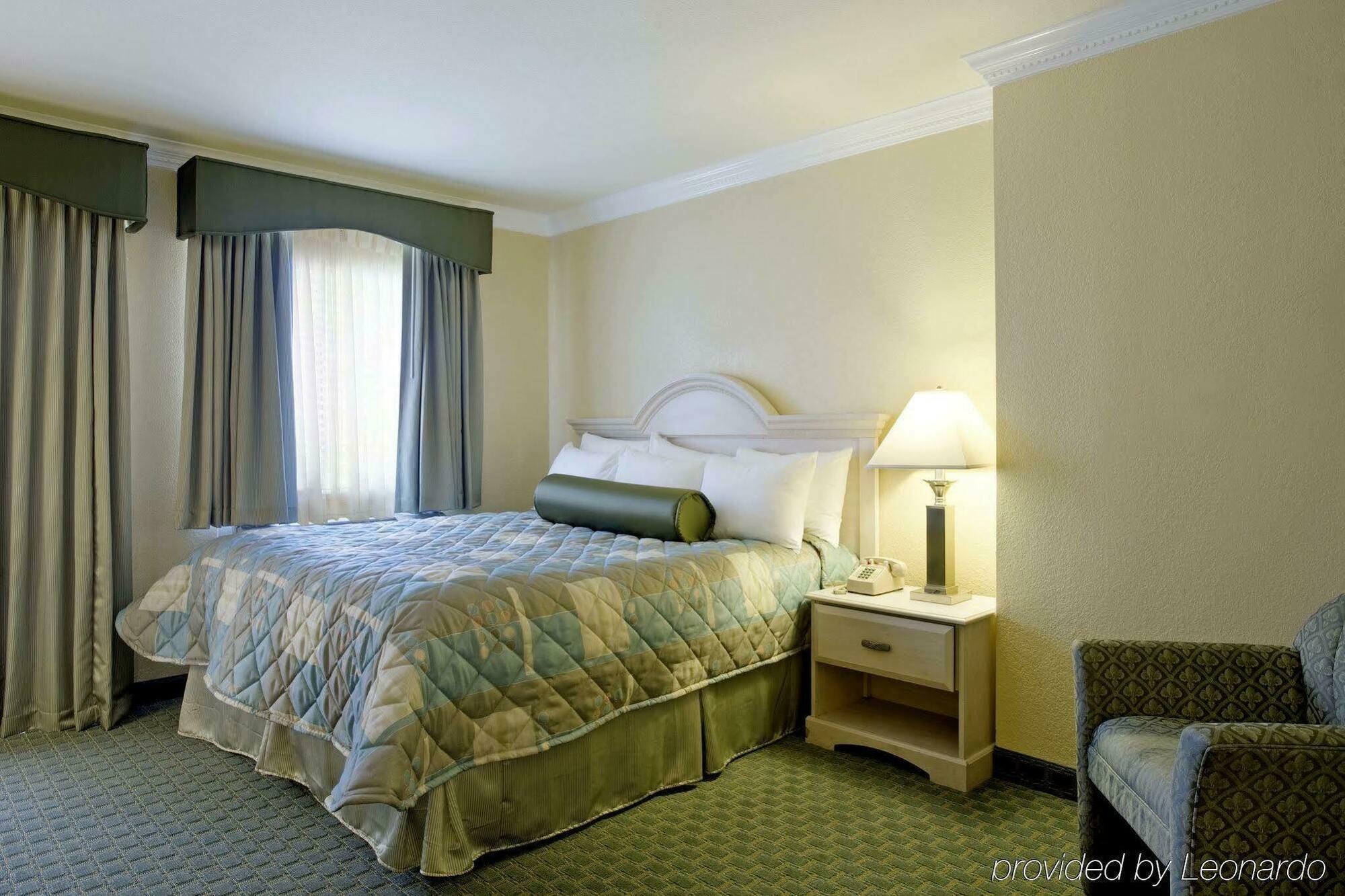 Aria 2* Mountain View